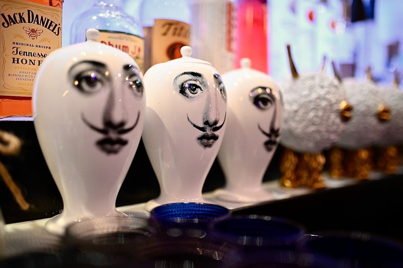 white picasso themed decor at a bar